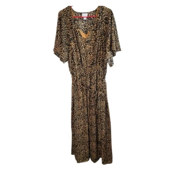 Ava & Viv Animal Print Maxi Dress - Picture 3 of 8